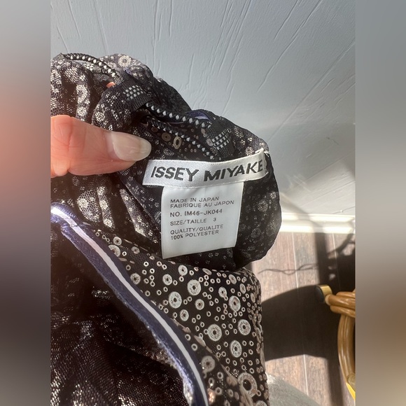 Rare ⭐️ Issey Miyake ⭐️ Vintage Bungee Cord Top (size 3) - Picture 9 of 11